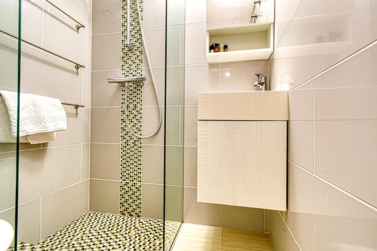 Beautiful And Cozy Apartment In The Heart Of Cannes Ngoại thất bức ảnh